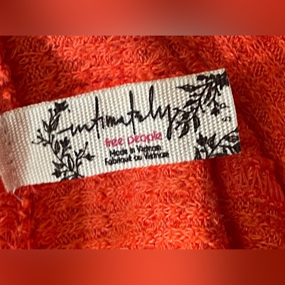 Free People One of The Girls Thermal Henley Top Sz Small Red Orange Coral - Picture 8 of 9